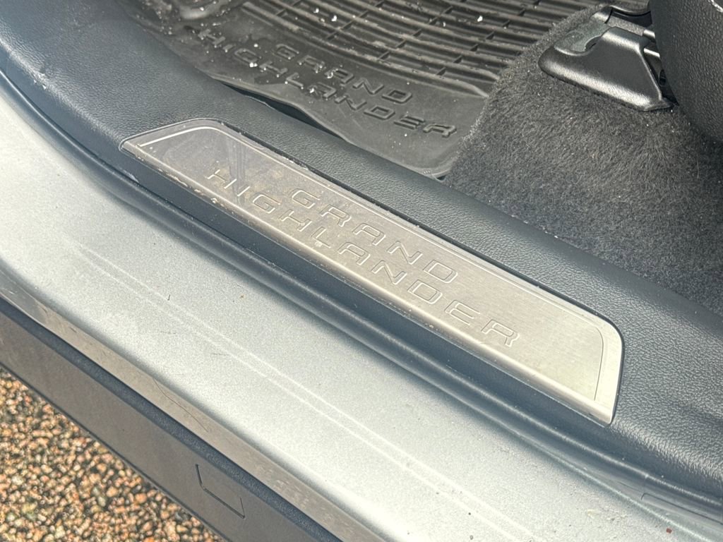 Used 2024 Toyota Grand Highlander Limited image 48