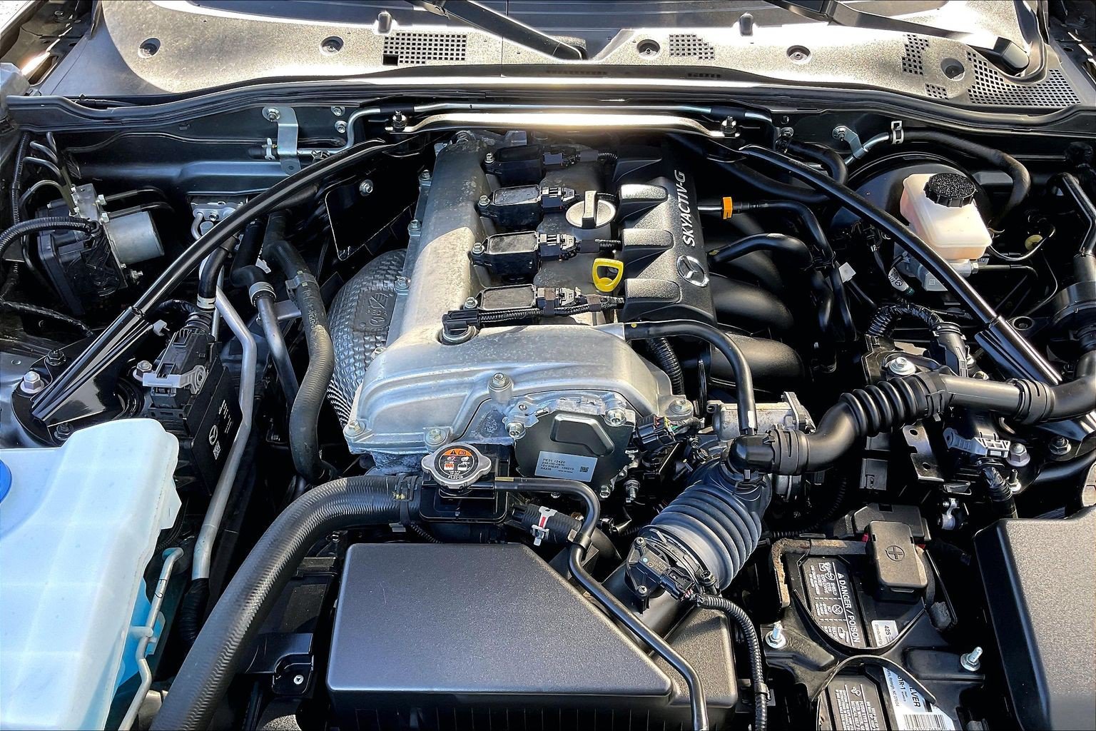 Used 2021 MAZDA MX-5 Miata Grand Touring RWD image 9