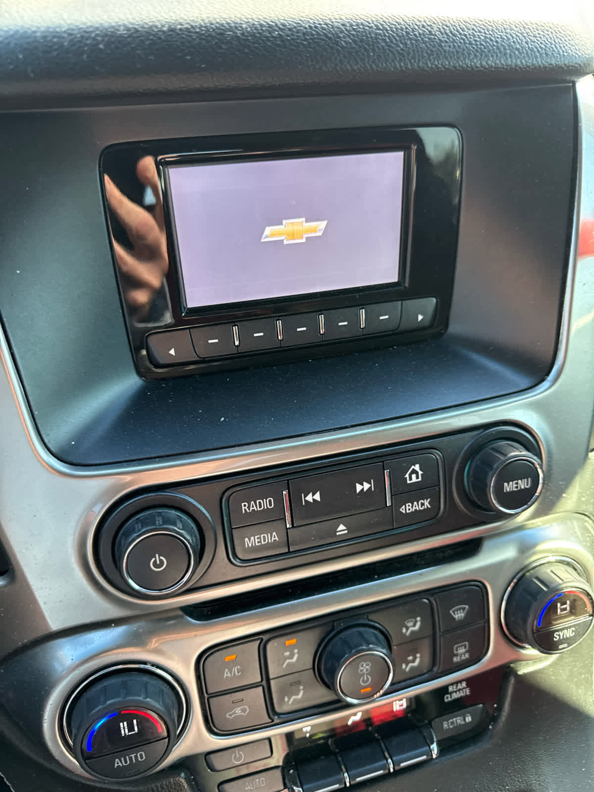 Used 2015 Chevrolet Tahoe LS image 16