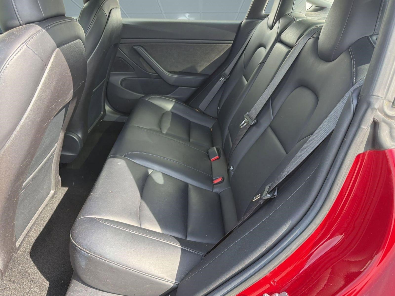 Used 2018 Tesla Model 3 Mid Range image 15