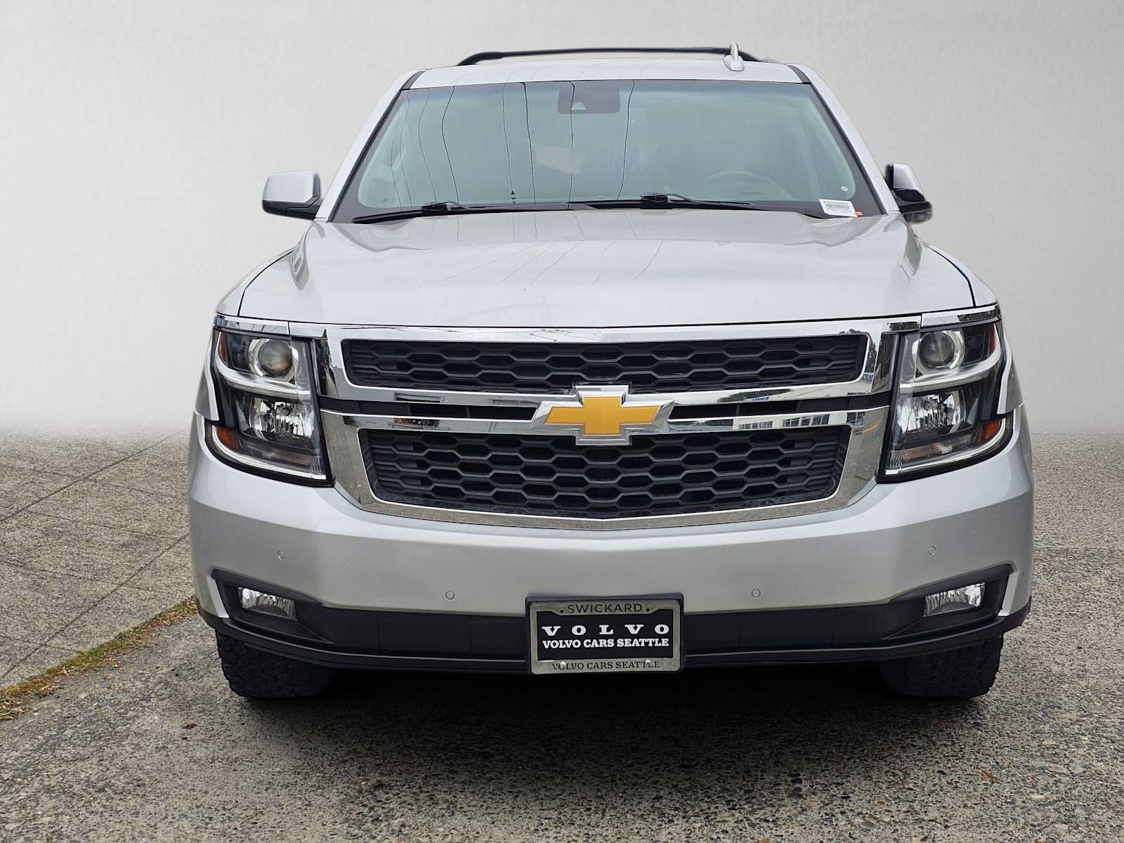 Used 2020 Chevrolet Suburban LT AWD/4WD image 8