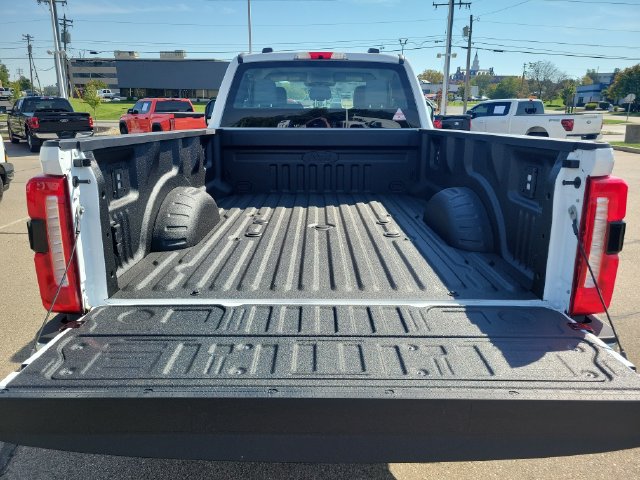 New 2027 Ford F350 XL w/ 360-Degree Camera Package AWD/4WD image 7
