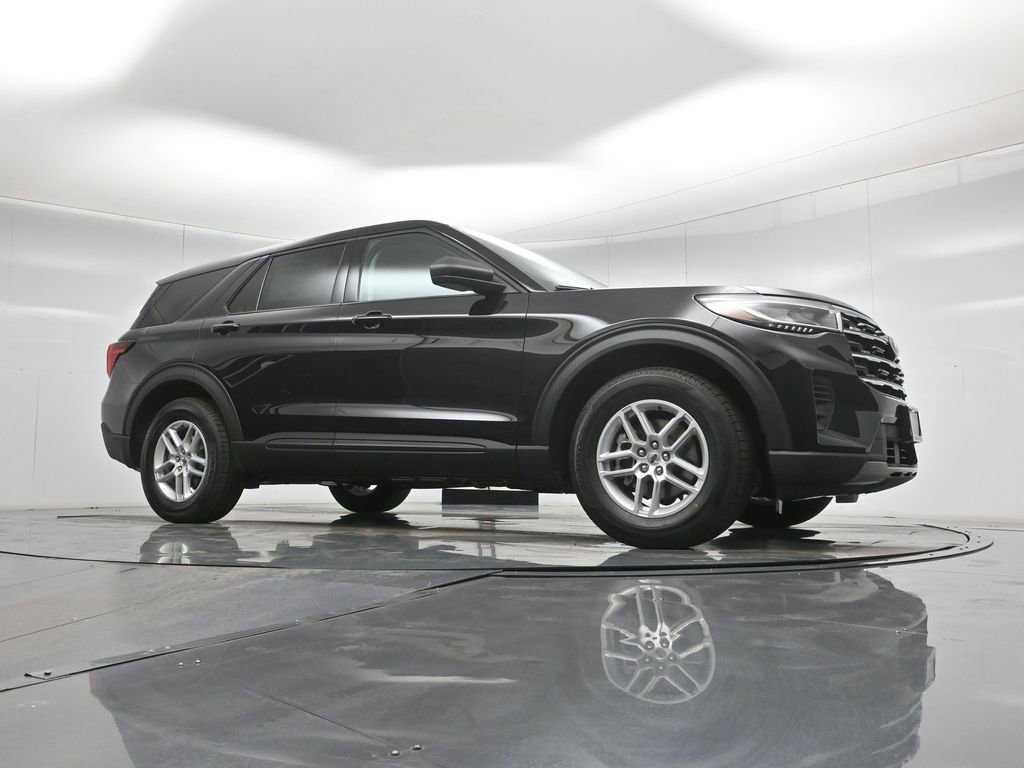 New 2026 Ford Explorer Active image 44
