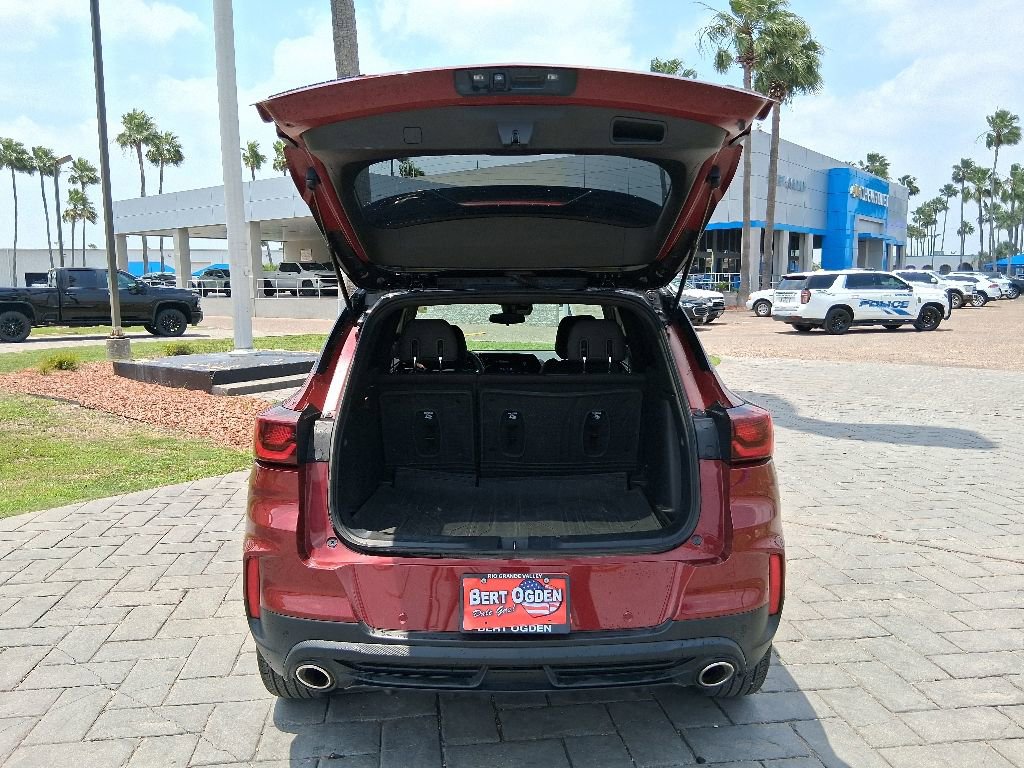Used 2024 Chevrolet TrailBlazer RS w/ Driver Confidence Package FWD image 6