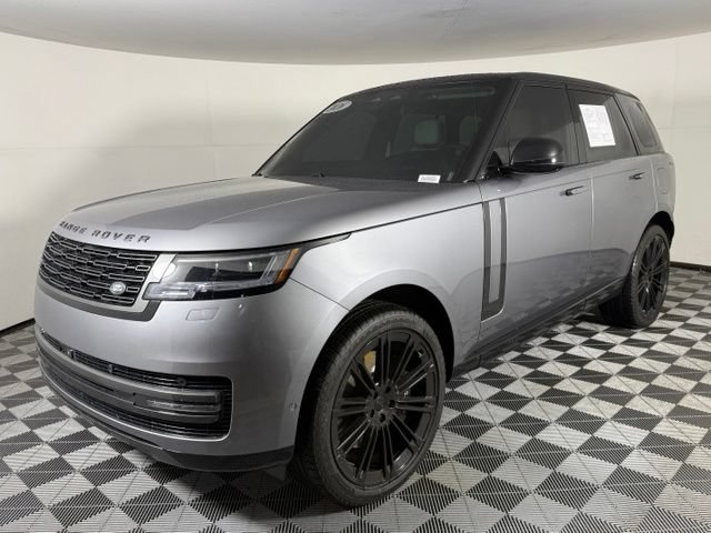 Used 2026 Land Rover Range Rover SE AWD/4WD image 2