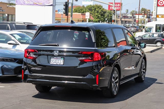Used 2025 Honda Odyssey EX-L image 11
