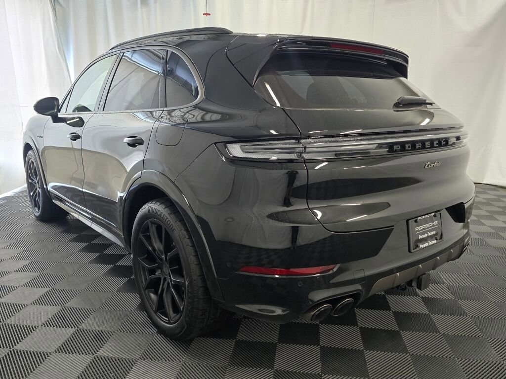 New 2026 Porsche Cayenne Turbo AWD/4WD image 3