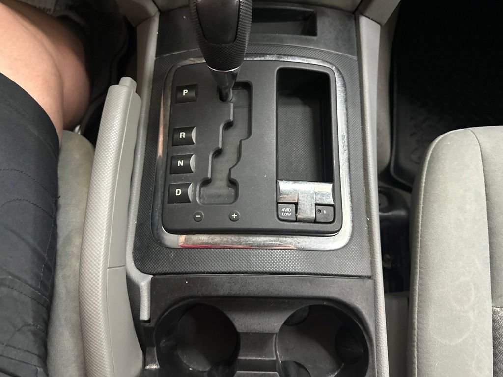 Used 2005 Jeep Grand Cherokee Laredo AWD/4WD image 46