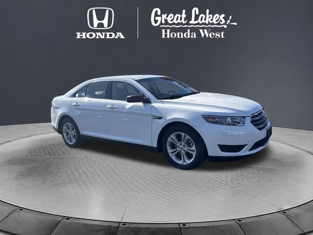 Used 2018 Ford Taurus SE FWD image 5