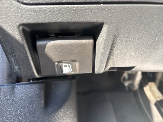 Used 2024 Nissan Sentra SV image 40