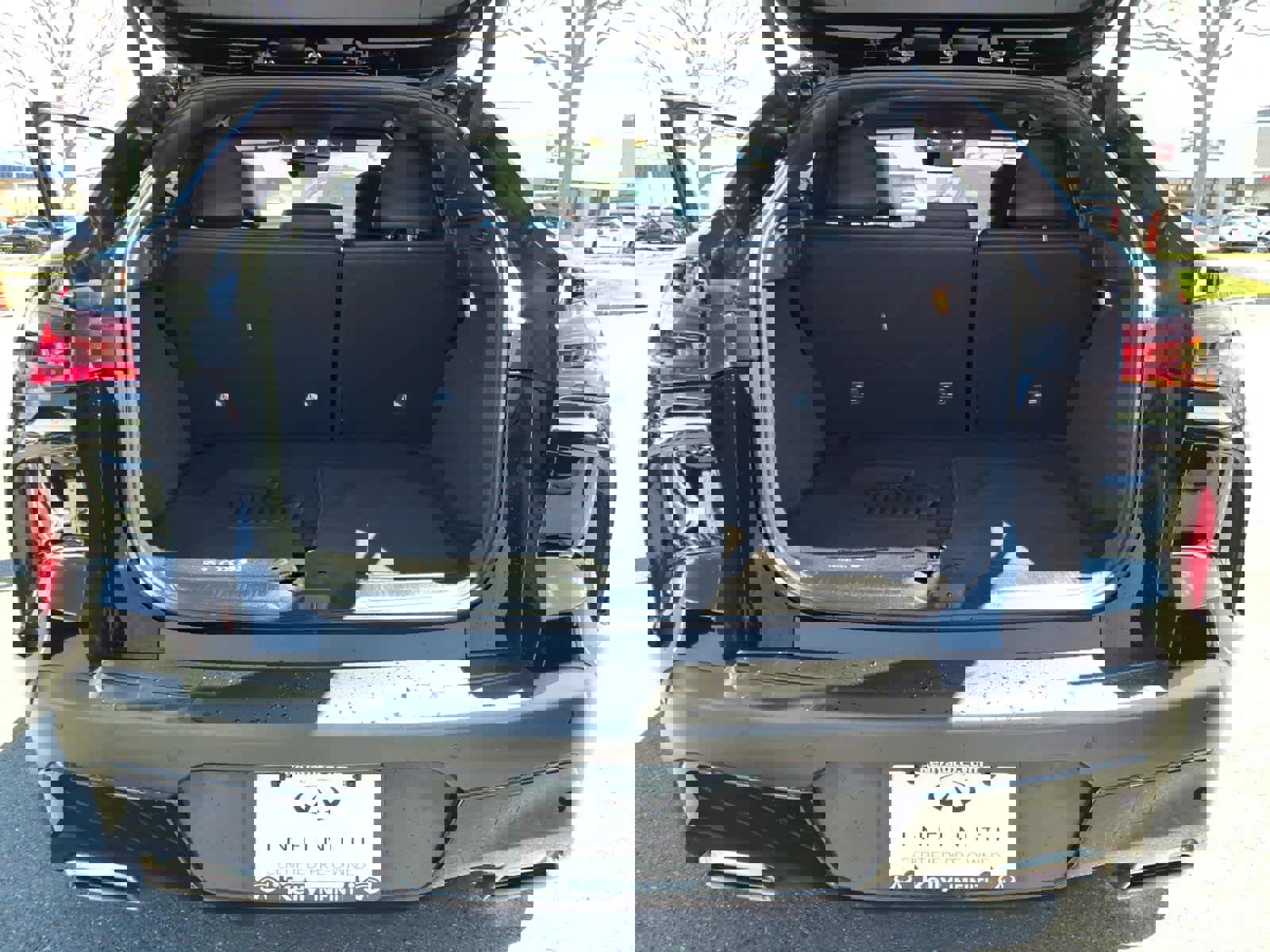 Used 2024 INFINITI QX55 Luxe w/ Cargo Package AWD/4WD image 16