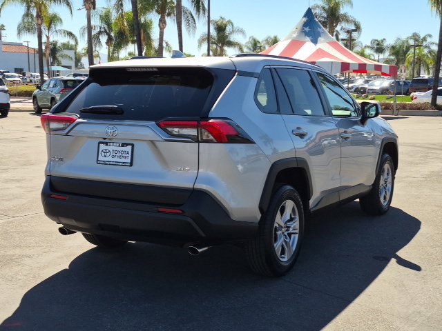 Used 2025 Toyota RAV4 XLE FWD image 5