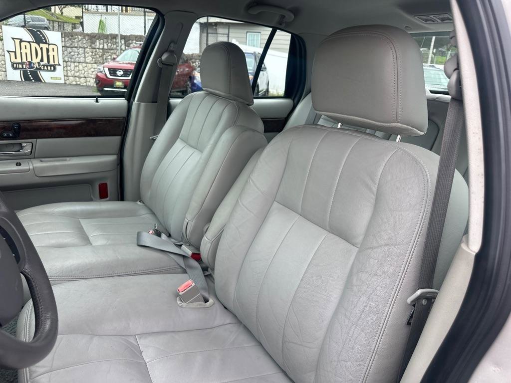 Used 2005 Mercury Grand Marquis LS RWD image 27