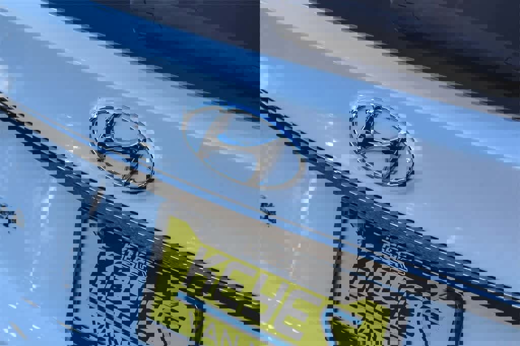 Certified 2020 Hyundai Santa Fe Limited image 11