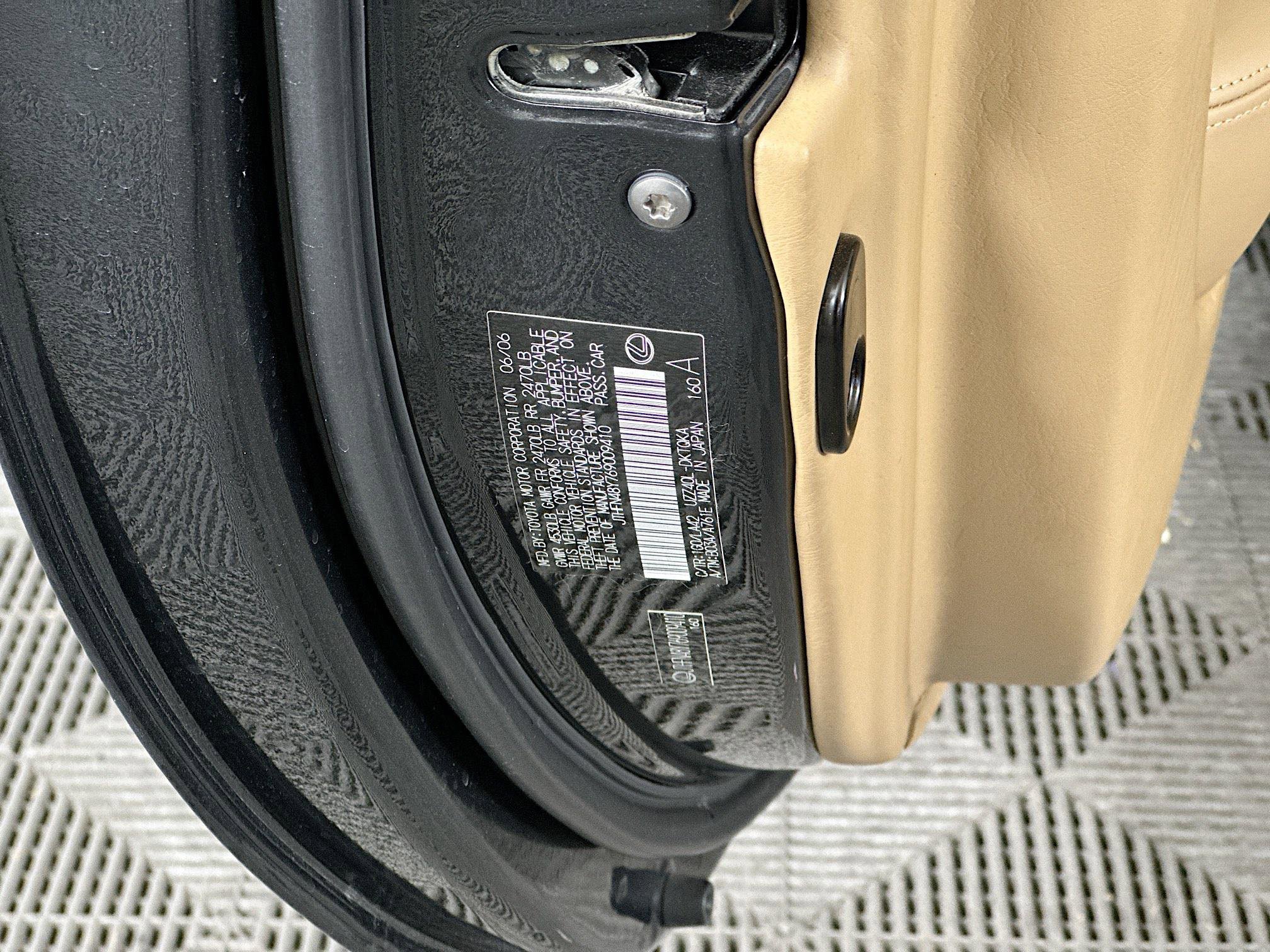 Used 2006 Lexus SC 430 Convertible image 12