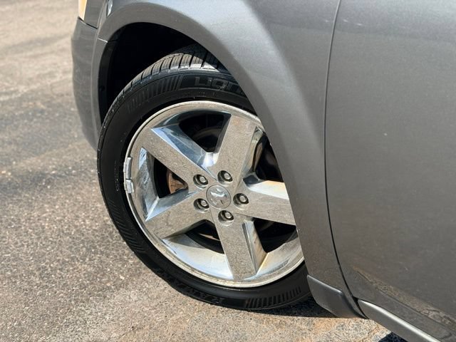 Used 2012 Dodge Avenger SE FWD image 20