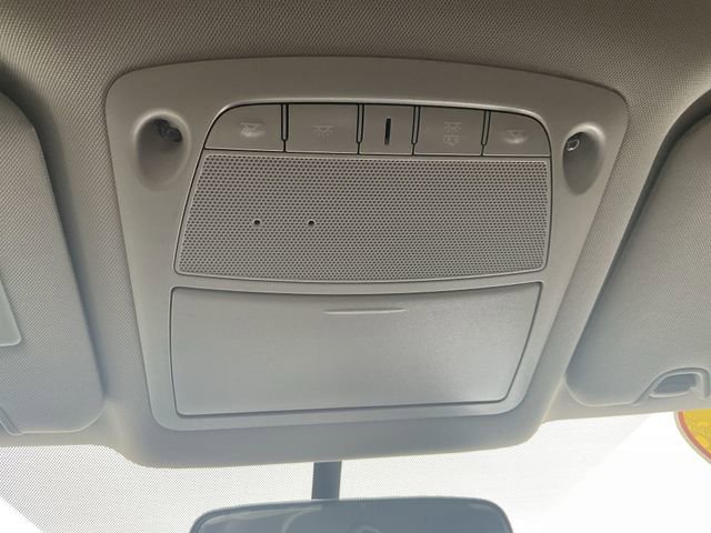 Used 2018 Nissan Rogue S image 15