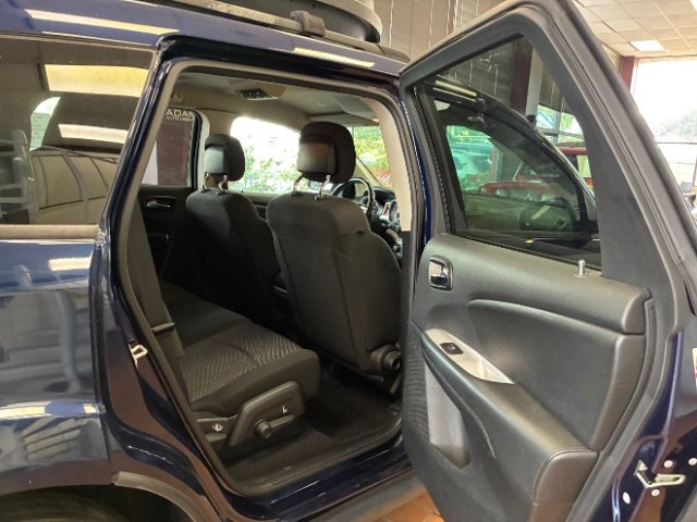Used 2019 Dodge Journey SE w/ Connectivity Group FWD image 26