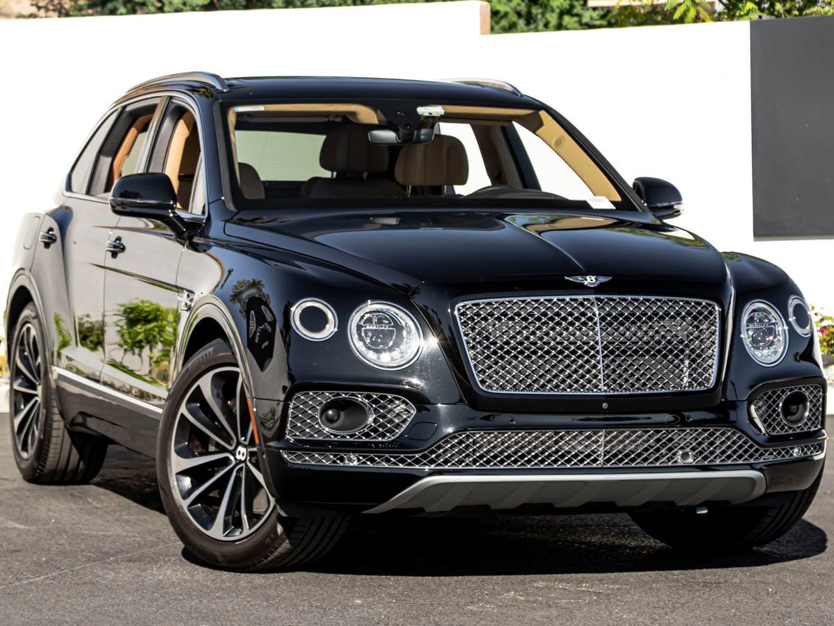 Used 2018 Bentley Bentayga image 1