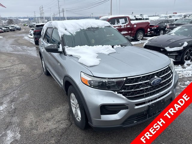 Used 2020 Ford Explorer XLT image 3