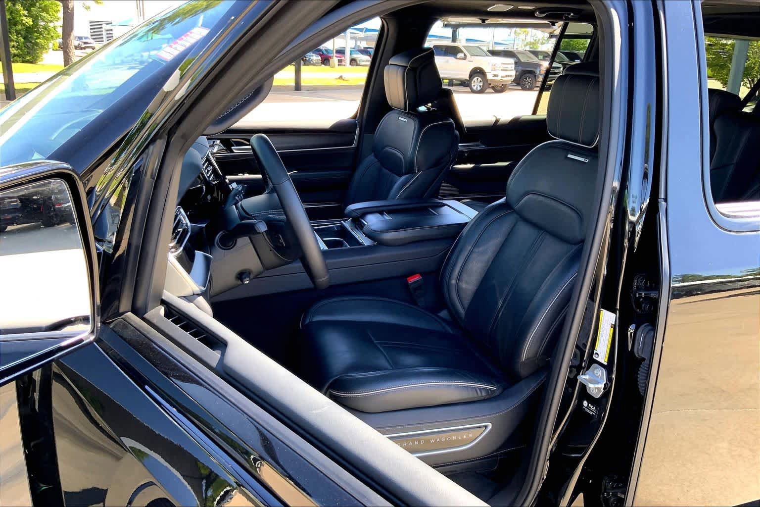 Certified 2024 Jeep Grand Wagoneer L Series II w/ Quick Order Packagew 28T AWD/4WD image 8