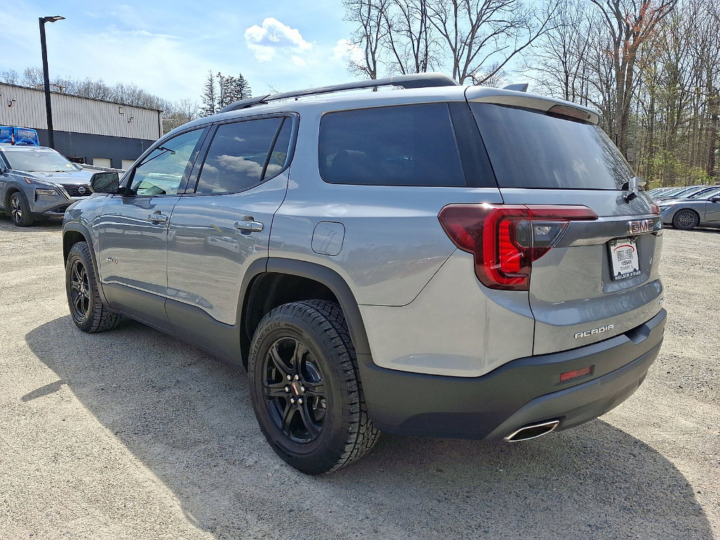 Used 2023 GMC Acadia AT4 w/ Technology Package AWD/4WD image 22