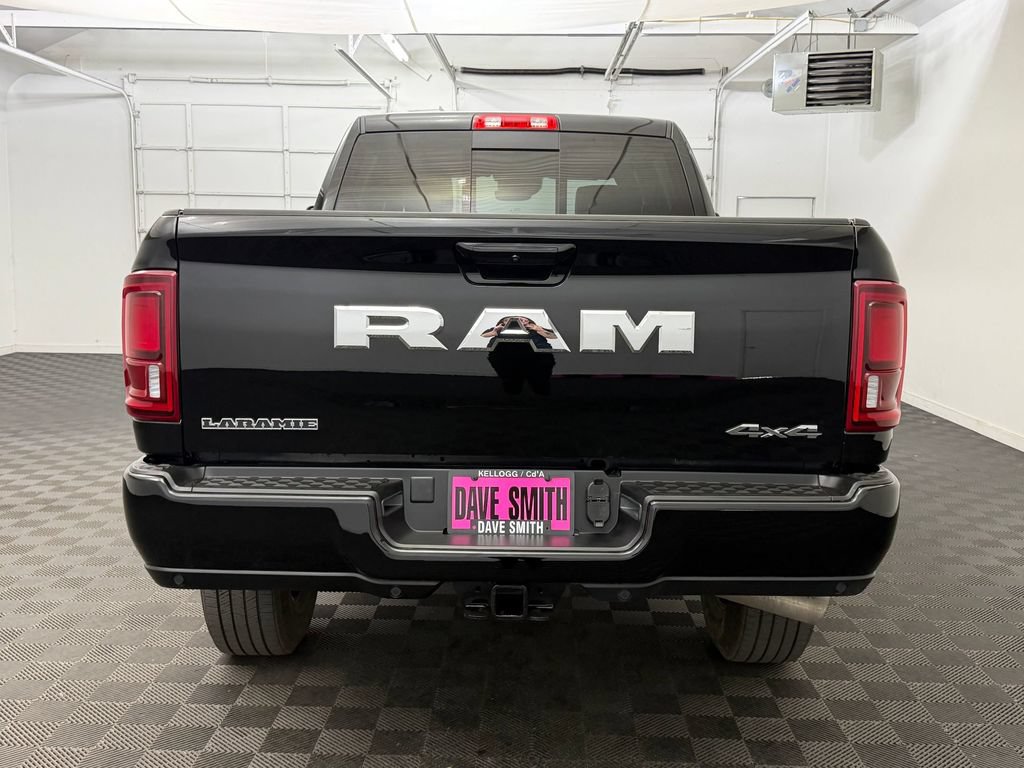 Used 2025 RAM 3500 Laramie AWD/4WD image 10