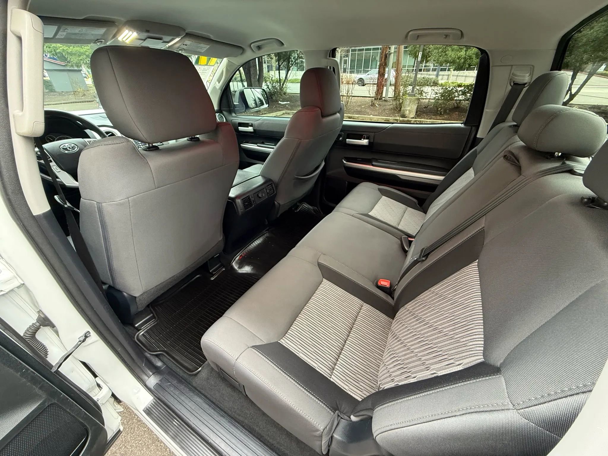 Used 2017 Toyota Tundra SR5 image 18