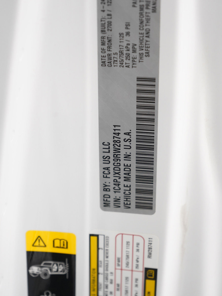 Used 2024 Jeep Wrangler Sport S image 29