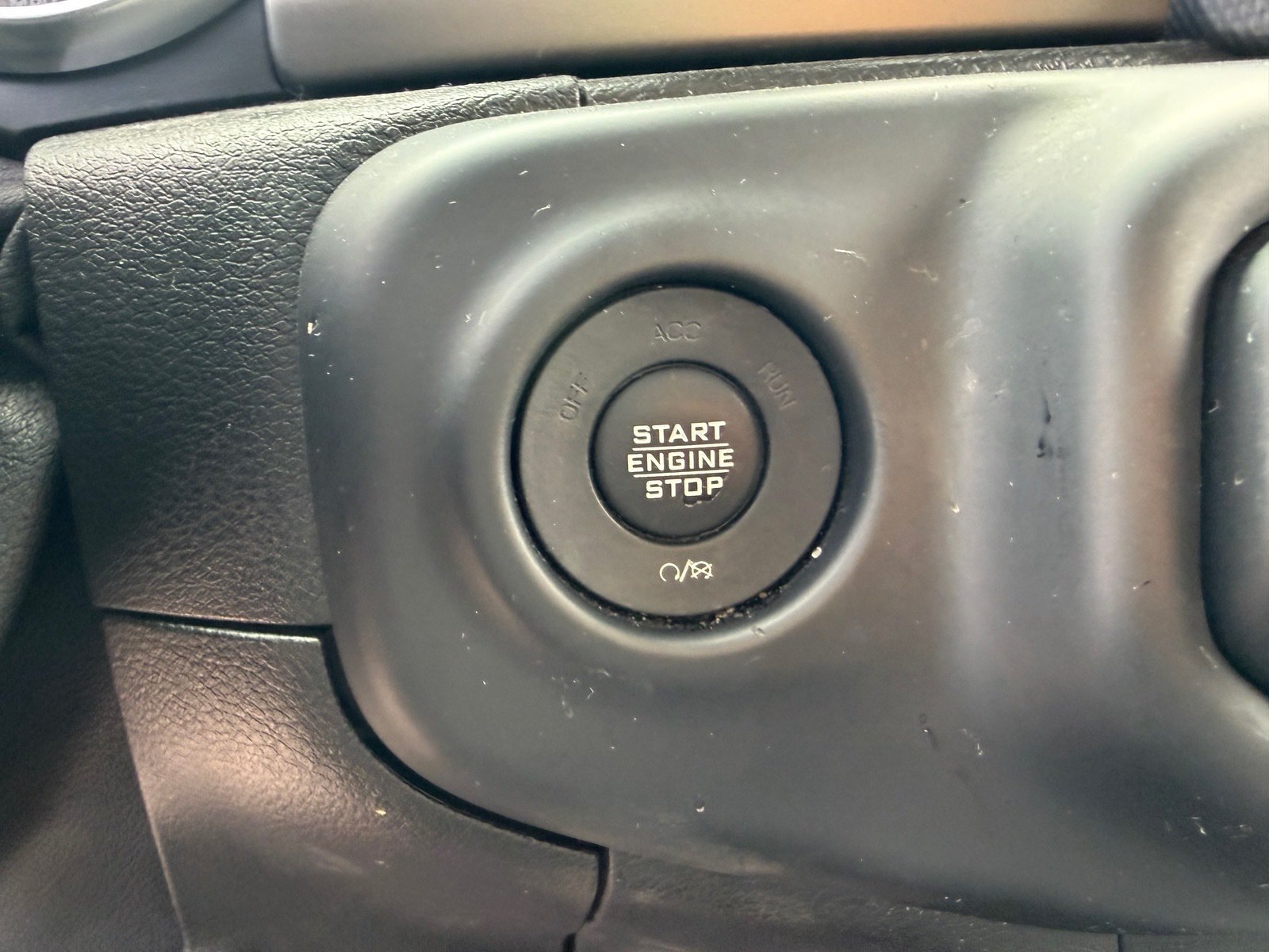 Used 2019 Jeep Wrangler Unlimited Sport S AWD/4WD image 11