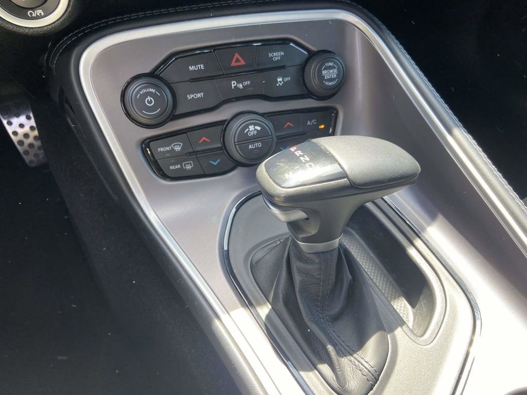 Used 2022 Dodge Challenger R/T w/ Blacktop Package image 24