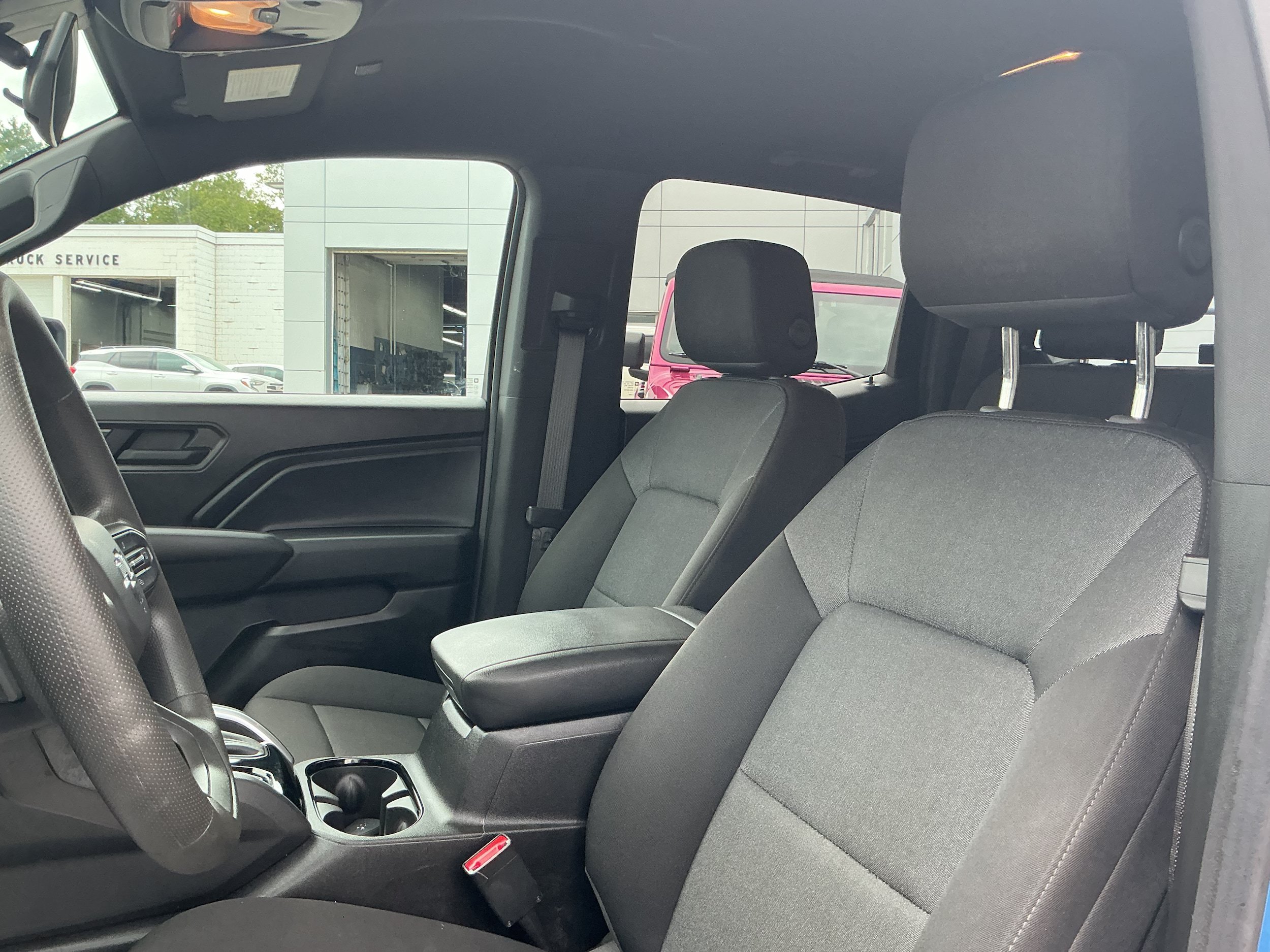 Certified 2025 Chevrolet Colorado Trail Boss AWD/4WD image 8