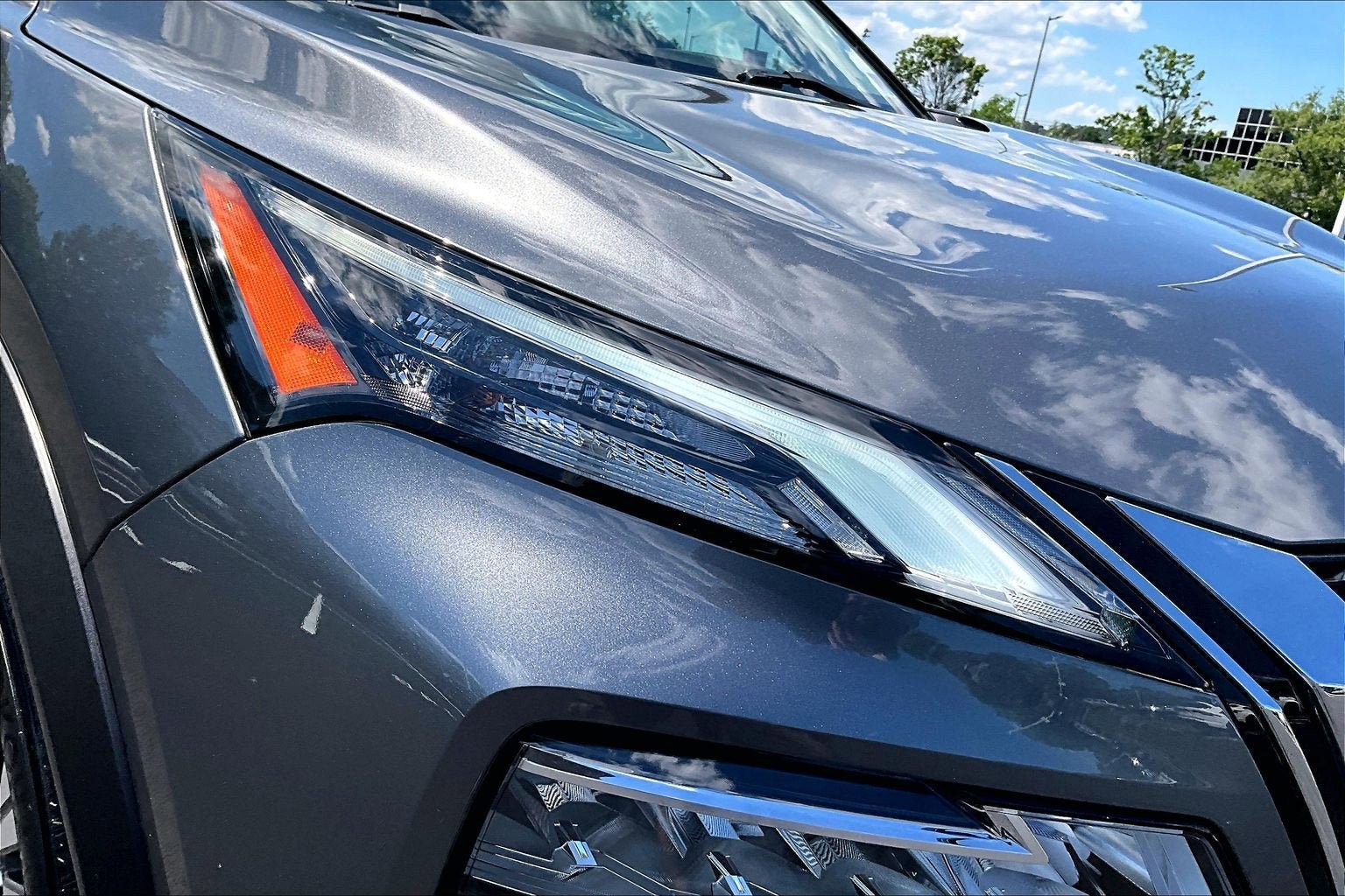 Used 2023 Nissan Rogue SV AWD/4WD image 26