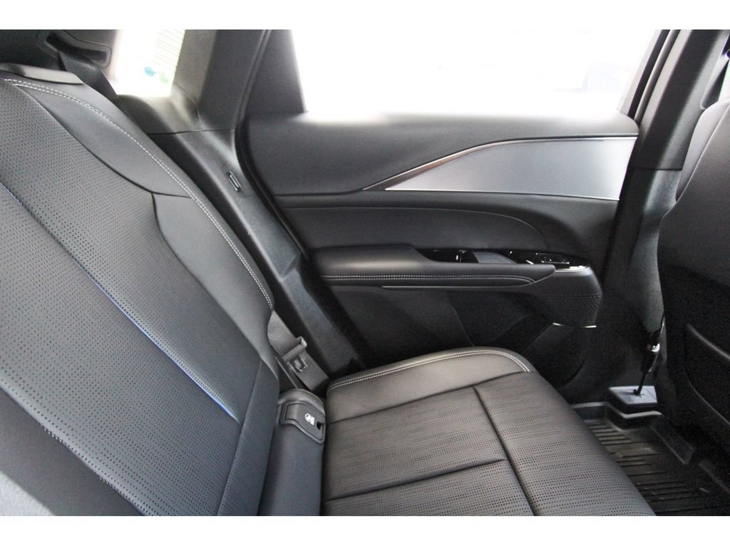 New 2027 Cadillac Lyriq Sport AWD/4WD image 11