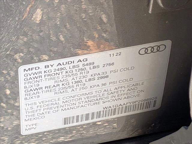 Used 2023 Audi Q5 2.0T Premium w/ Convenience Package image 19