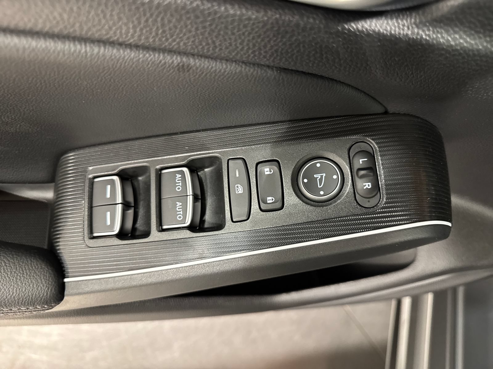 Used 2026 Honda Civic Sport Touring image 19