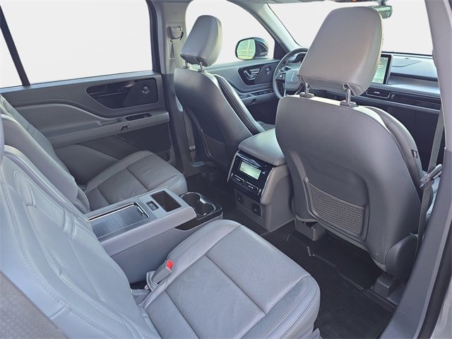 Used 2021 Lincoln Aviator Reserve w/ Equipment Group 201A image 13