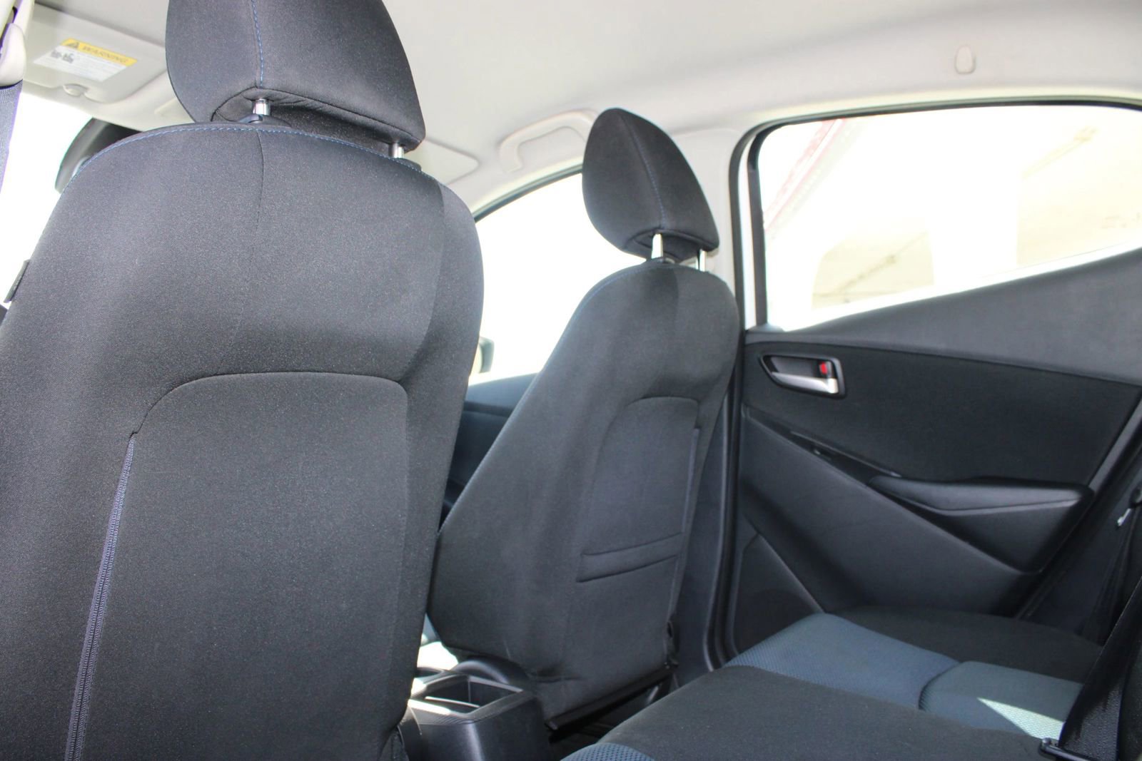 Used 2019 Toyota Yaris LE FWD image 13