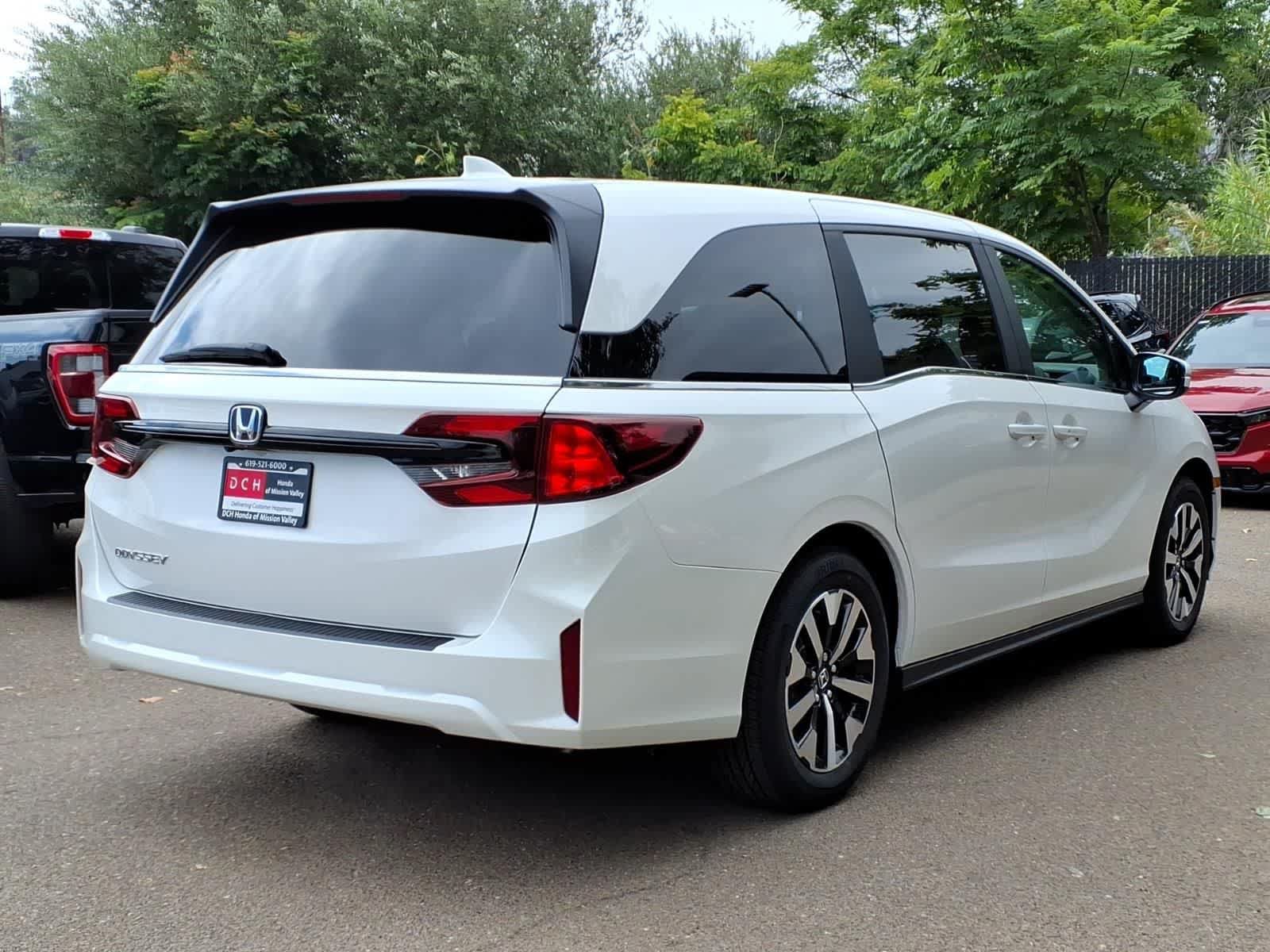 New 2026 Honda Odyssey EX-L image 4