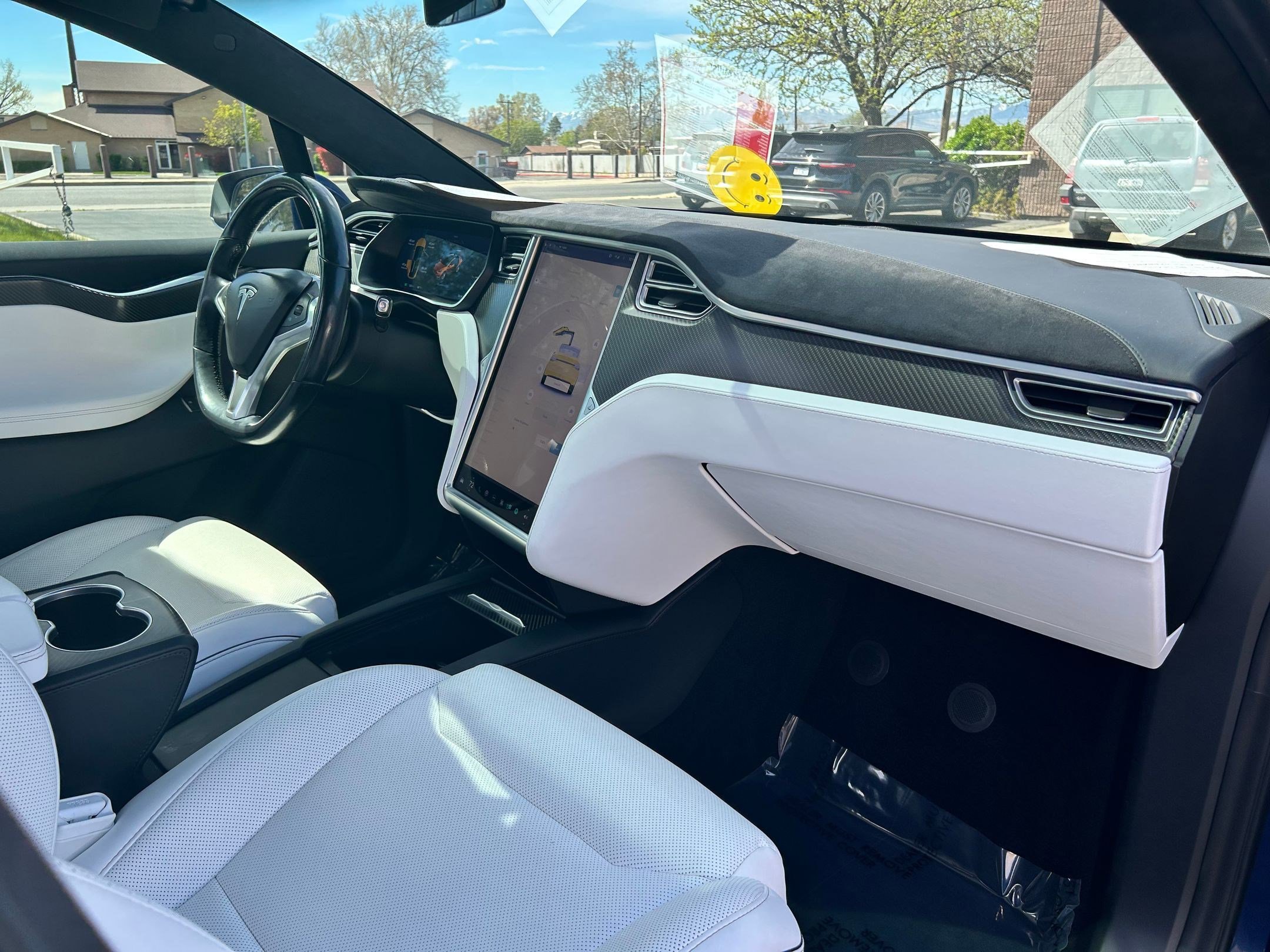 Used 2017 Tesla Model X 75D image 28