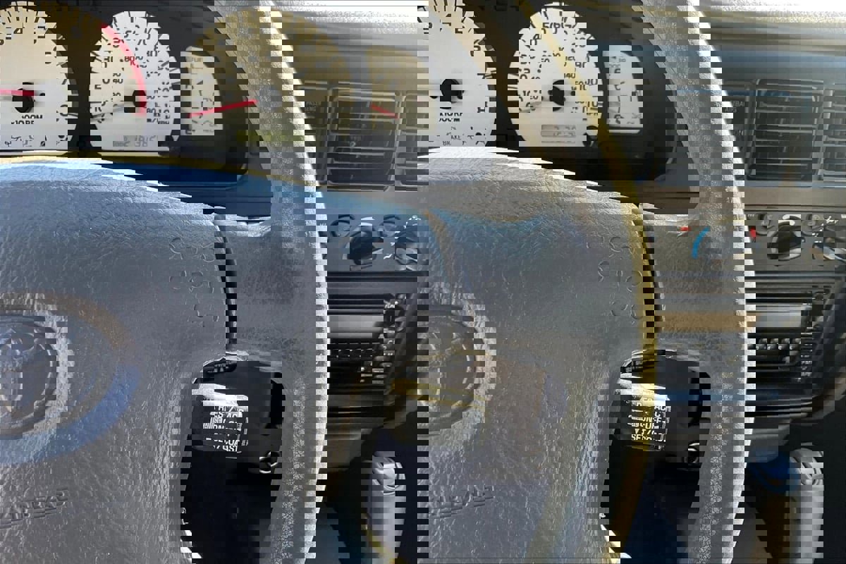 Used 2003 Toyota Tacoma 4x4 Xtracab V6 image 13