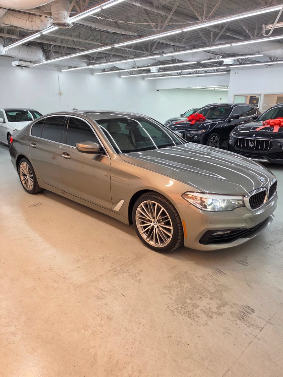Used 2018 BMW 540i RWD image 14