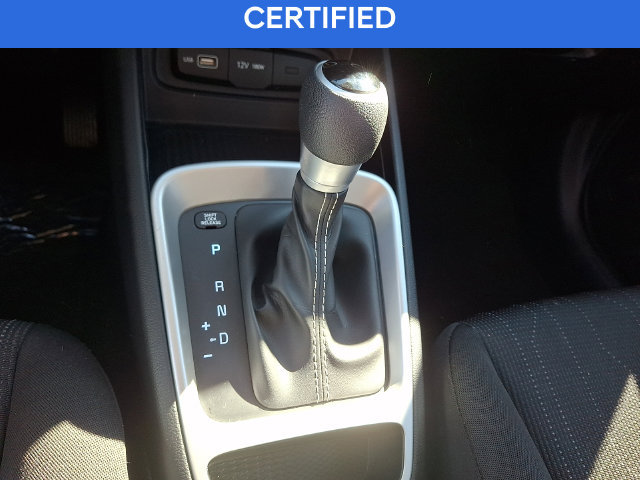 Certified 2022 Hyundai Venue SE FWD image 14