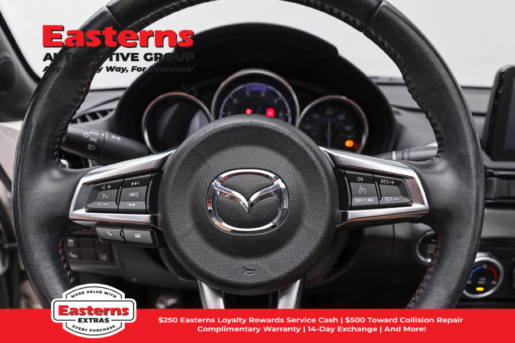 Used 2018 MAZDA MX-5 Miata Grand Touring RWD image 11