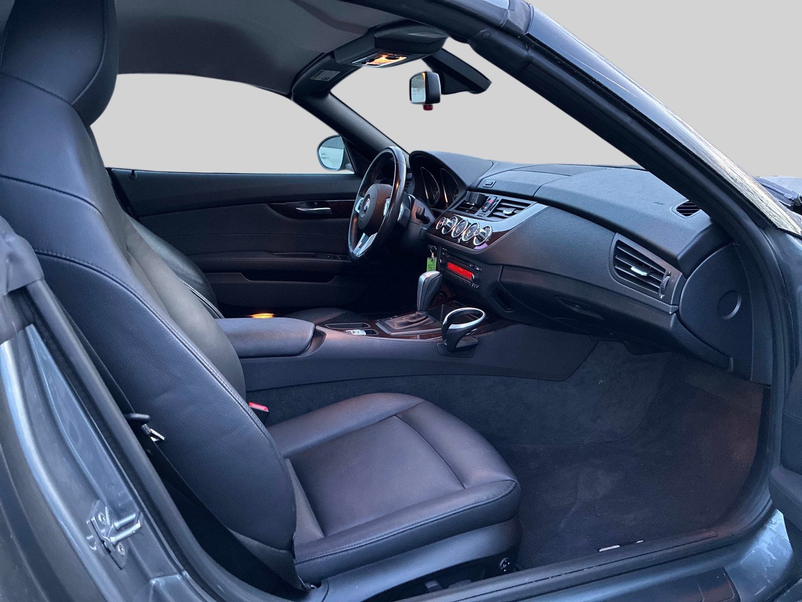 Used 2009 BMW Z4 sDrive30i image 5