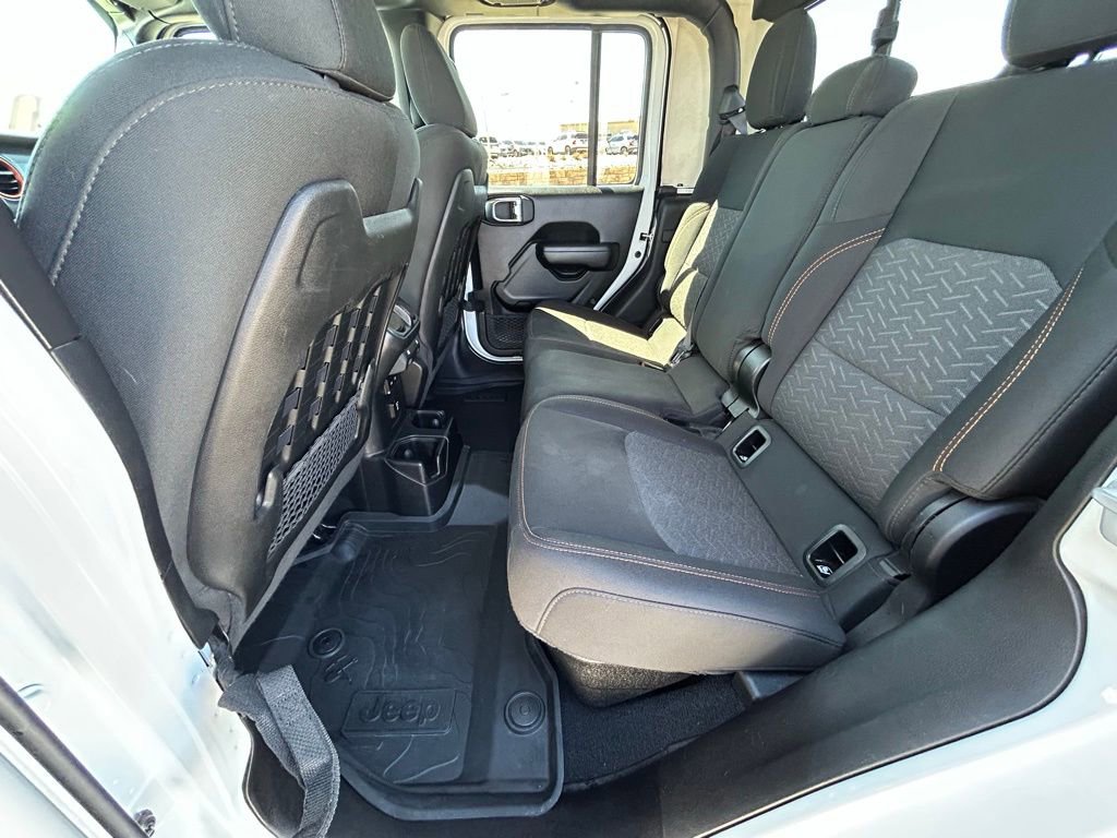 Used 2021 Jeep Gladiator Mojave AWD/4WD image 27