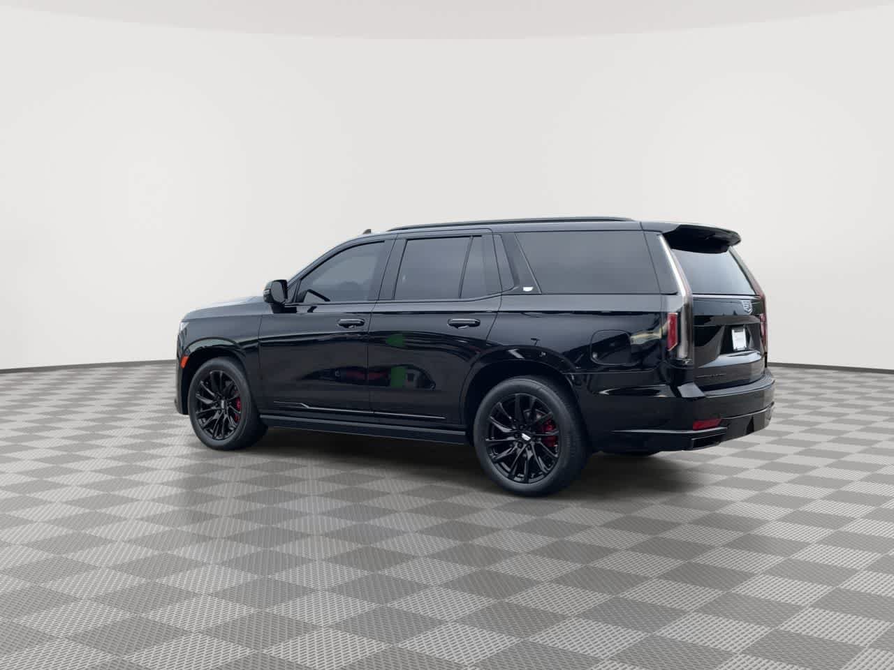 Certified 2022 Cadillac Escalade Sport Platinum w/ LPO, ONYX Package AWD/4WD image 6