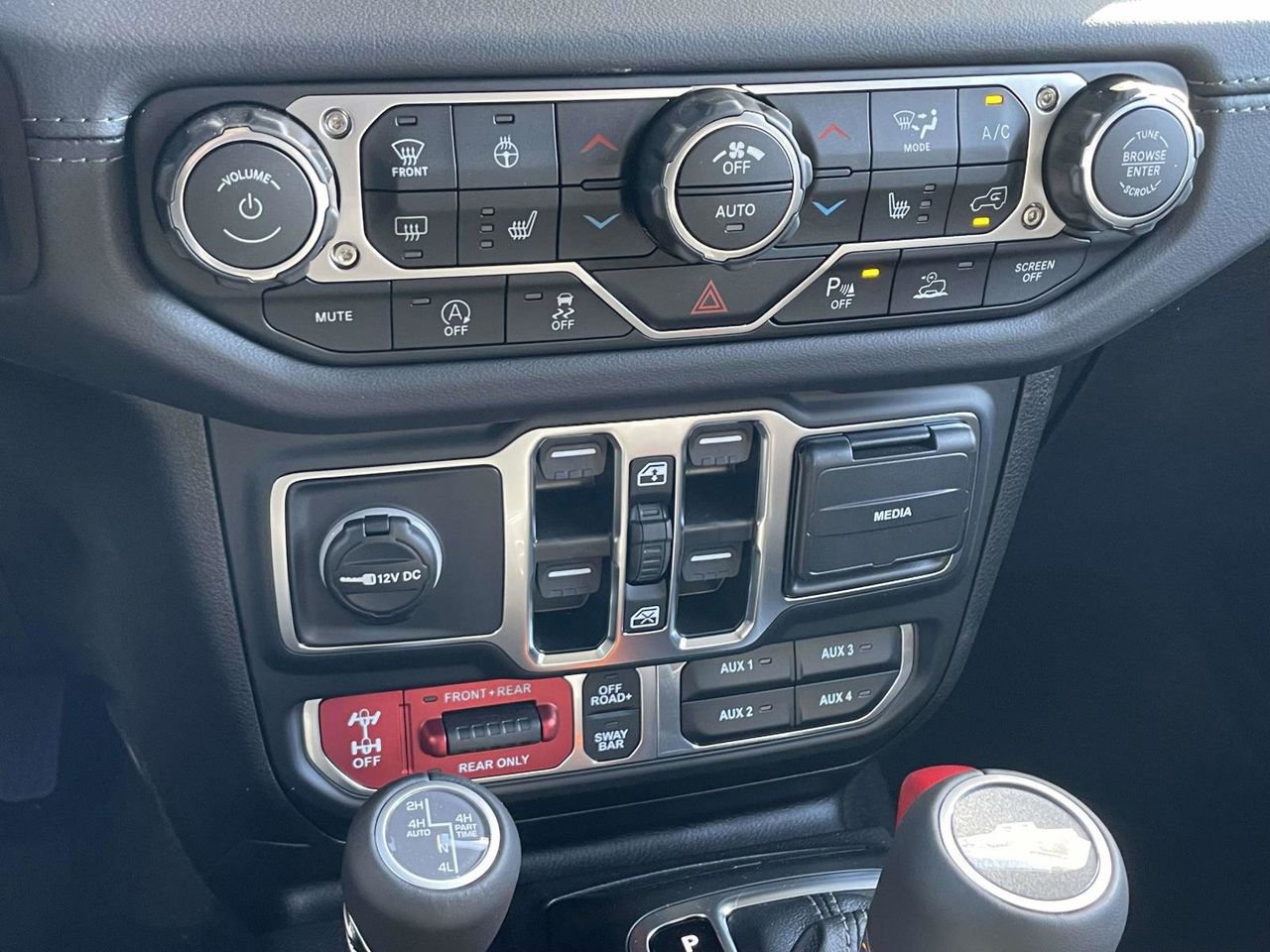 New 2026 Jeep Gladiator Rubicon AWD/4WD image 20
