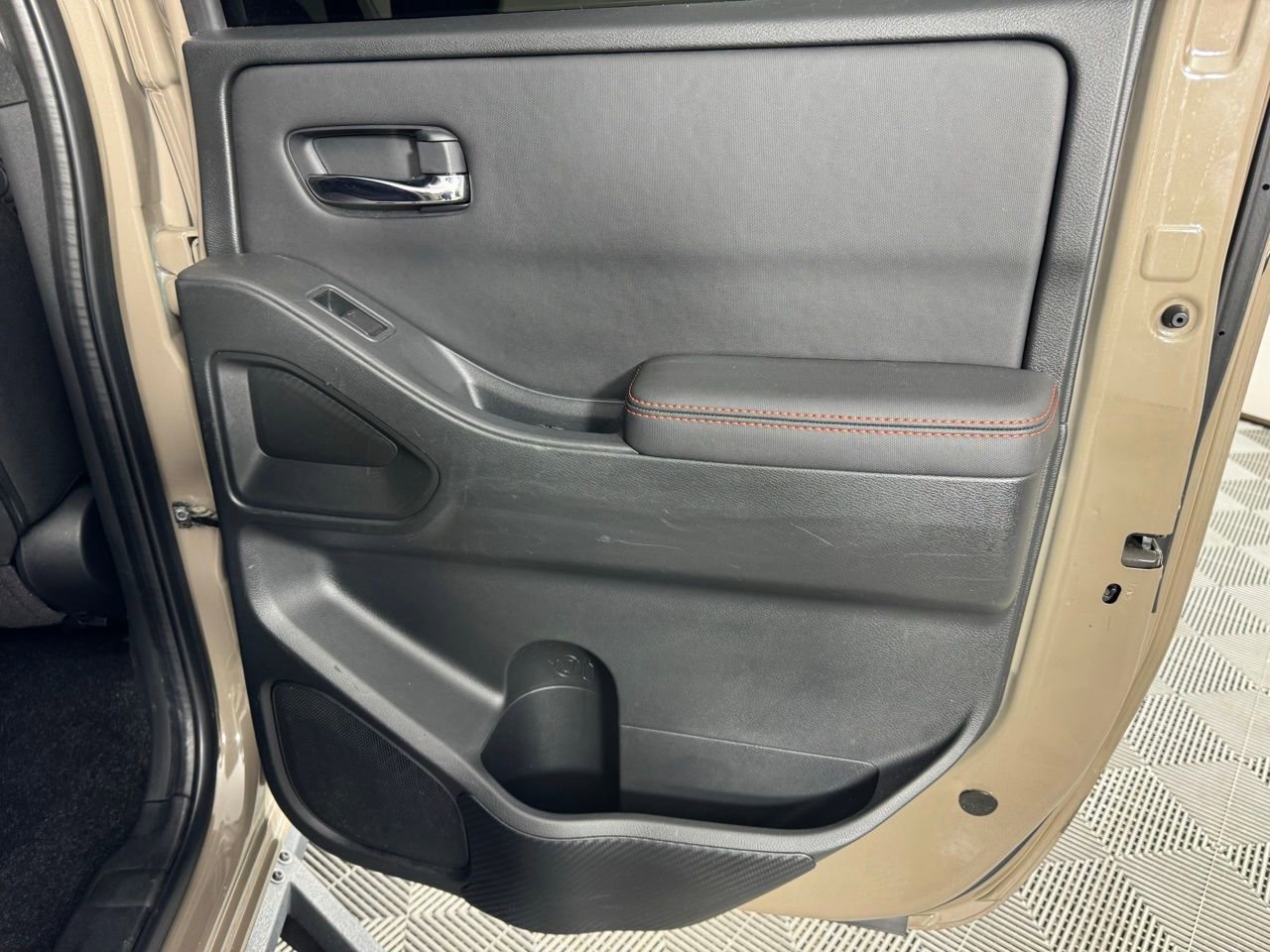 Used 2022 Nissan Frontier PRO-4X w/ Off-Road Protection Package AWD/4WD image 25