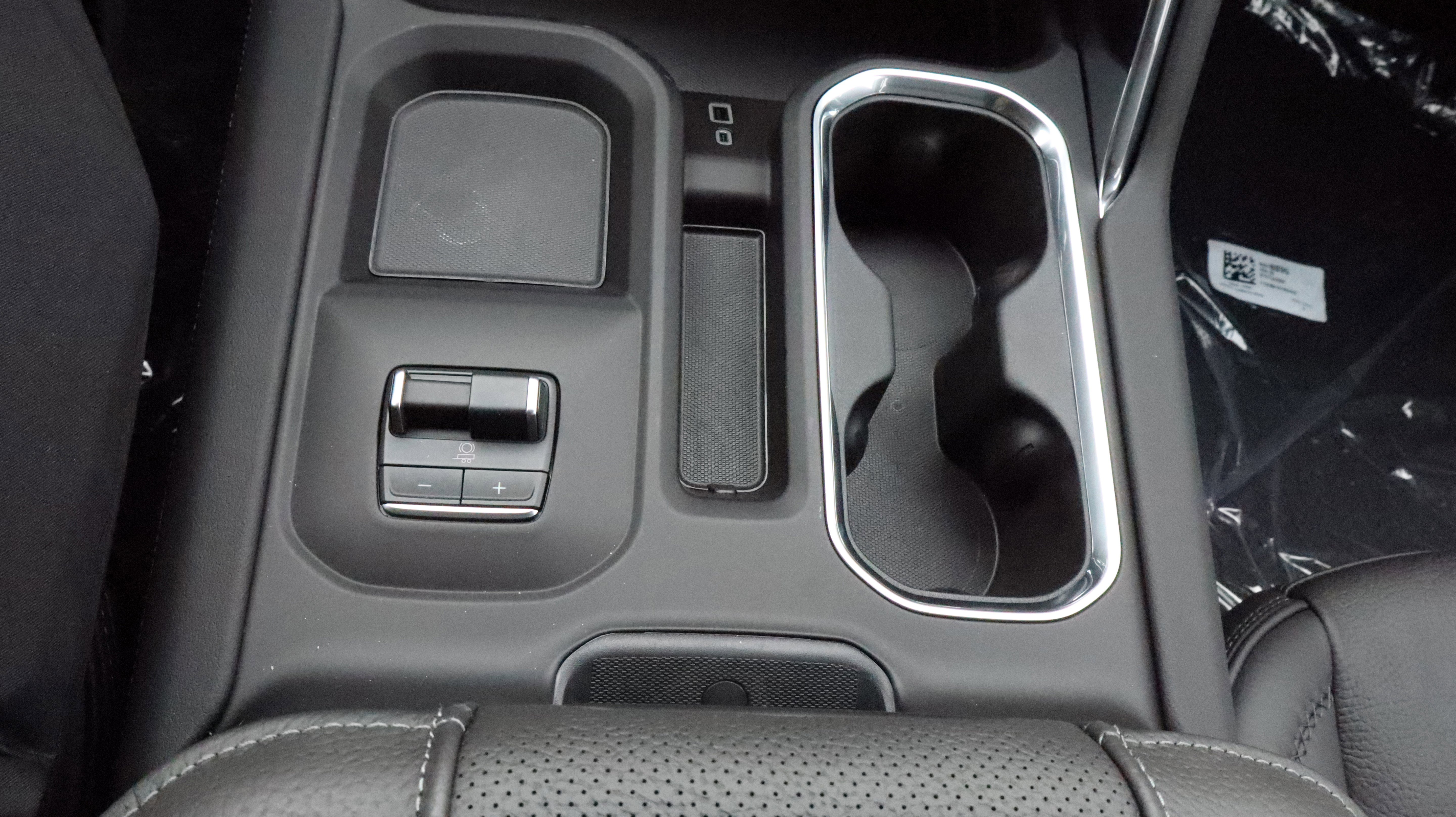 New 2026 GMC Sierra 2500 Denali w/ Denali Reserve Package image 15